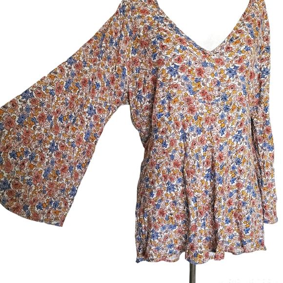 Rachel Zoe Tops - 4 for $25 floral bellsleeved top